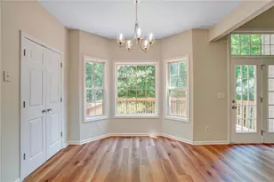 6005 Lake Windsor Pkwy, Buford, GA 30518 - Photo 18
