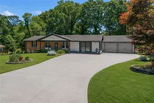1256 Cherokee Trail NW, Lawrenceville, GA 30043 - Photo 2