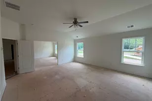 41 Woodland Rd, Covington, GA 30016 - Photo 8