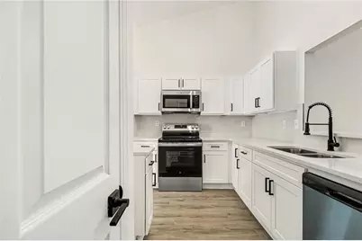 4795 Wyndam Drive, Stone Mountain, GA 30088 - Photo 10
