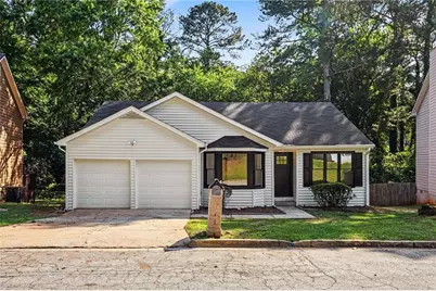 4795 Wyndam Drive, Stone Mountain, GA 30088 - Photo 2