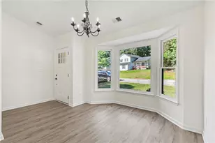 4795 Wyndam Dr, Stone Mountain, GA 30088 - Photo 4