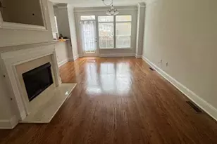 5480 Glenridge View, Sandy Springs, GA 30342 - Photo 2