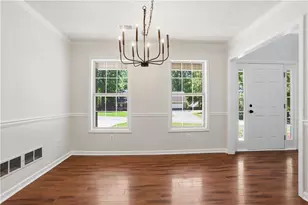 7318 Coral Lake Dr, Flowery Branch, GA 30542 - Photo 2