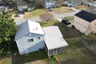 2995 Meadow Wood Ct, Lawrenceville, GA 30044 - Photo 4