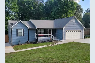 5104 Carole Place SW, Stone Mountain, GA 30087 - Photo 1