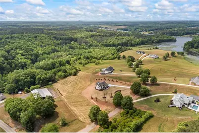 810 North Hampton, Monroe, GA 30656 - Photo 32