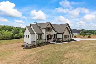 810 North Hampton, Monroe, GA 30656 - Photo 4