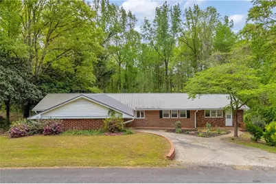 231 Honeysuckle Drive, Commerce, GA 30529 - Photo 2