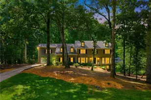 255 Waverly Hall Dr, Roswell, GA 30075 - Photo 2