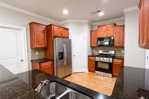 237 Gilliflower Park, Suwanee, GA 30024 - Photo 4
