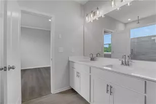 653 Dugout Dr, Lawrenceville, GA 30043 - Photo 28