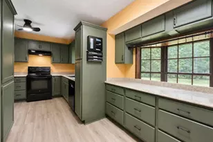 130 Goodman Dr, Fayetteville, GA 30215 - Photo 10