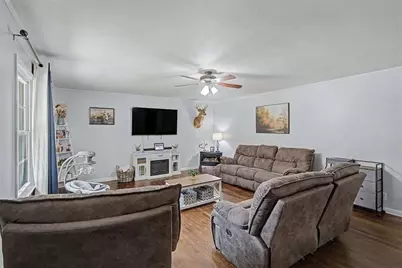 98 James Street, Tallapoosa, GA 30176 - Photo 2