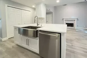 528 Parkstone Ln, Woodstock, GA 30189 - Photo 8