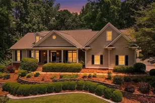 2372 Habersham Dr SW, Marietta, GA 30064 - Photo 2