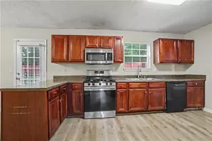 2395 Boulder Chase Dr, Ellenwood, GA 30294 - Photo 14