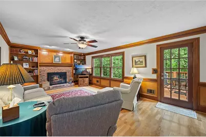 1172 Melton Drive SW, Lilburn, GA 30047 - Photo 10