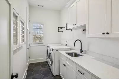 1062 Country Lane NE, Atlanta, GA 30324 - Photo 30