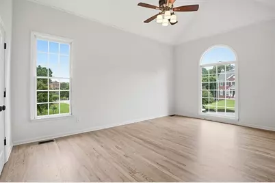 1025 Russell Point, Suwanee, GA 30024 - Photo 18