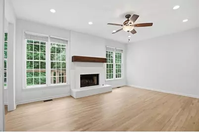 1025 Russell Point, Suwanee, GA 30024 - Photo 6