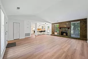 260 Toweridge Dr, Marietta, GA 30064 - Photo 4