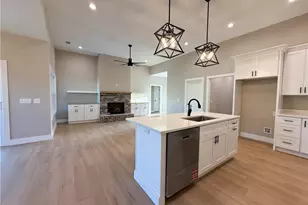 113 Mill Stone Ln SE, Calhoun, GA 30701 - Photo 8