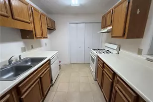 207 Olde Mill Ln, Norcross, GA 30093 - Photo 10