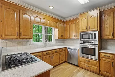 1166 Harrowgrove Court SW, Marietta, GA 30064 - Photo 8