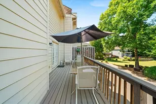 6190 Windsor Trace Dr, Peachtree Corners, GA 30092 - Photo 6