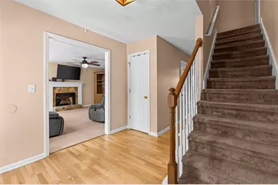 105 Hawk Ln, Carrollton, GA 30116 - Photo 4