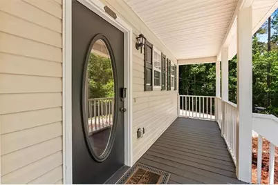 105 Hawk Ln, Carrollton, GA 30116 - Photo 2