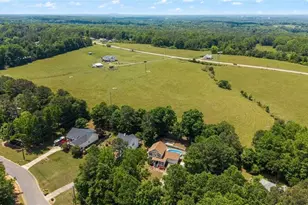 105 Hawk Ln, Carrollton, GA 30116 - Photo 36