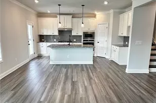 1772 Dover Creek Ln, Lawrenceville, GA 30045 - Photo 4