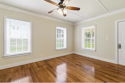 305 Grove Avenue SE, Lindale, GA 30147 - Photo 32