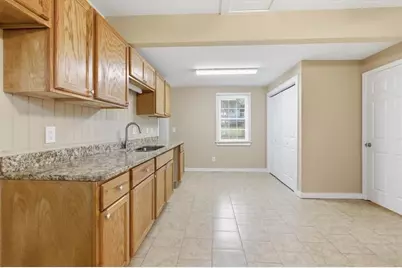 305 Grove Avenue SE, Lindale, GA 30147 - Photo 10