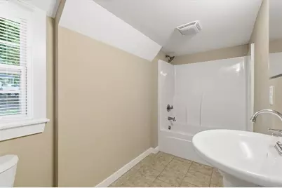 305 Grove Avenue SE, Lindale, GA 30147 - Photo 12