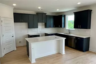 7332 Rocklin Ln, Flowery Branch, GA 30542 - Photo 2