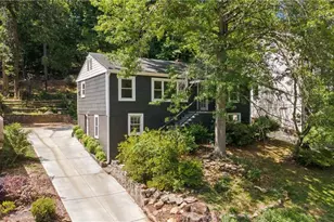 1992 Shalimar Dr NE, Atlanta, GA 30345 - Photo 2