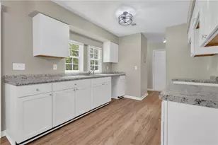 8790 Dorsey Rd, Riverdale, GA 30274 - Photo 26