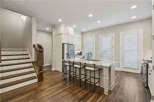 220 Mitchell Ln, Woodstock, GA 30188 - Photo 4