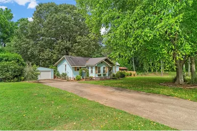 8669 Davis Street, Braselton, GA 30517 - Photo 6