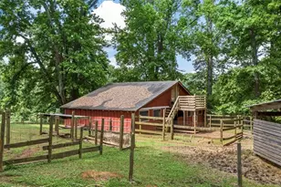 8669 Davis St, Braselton, GA 30517 - Photo 40