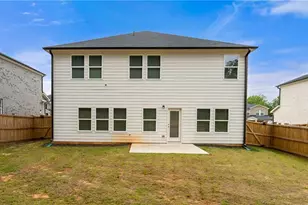 7767 Richmond Trl, Fairburn, GA 30213 - Photo 4