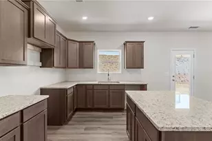 201 Bloomfield Cir, Canton, GA 30114 - Photo 2