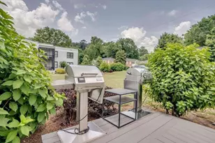 68 Peachtree Memorial Dr NW, Atlanta, GA 30309 - Photo 26
