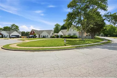 35 Shenandoah Drive, Winder, GA 30680 - Photo 2