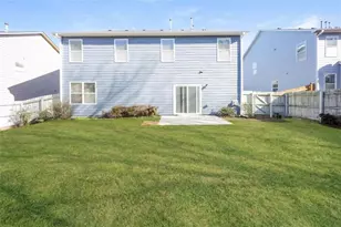 22 Keswick Ct, Newnan, GA 30263 - Photo 2