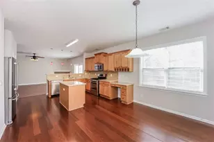 22 Keswick Ct, Newnan, GA 30263 - Photo 4