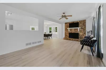 200 Huntcliff Court, Fayetteville, GA 30214 - Photo 2